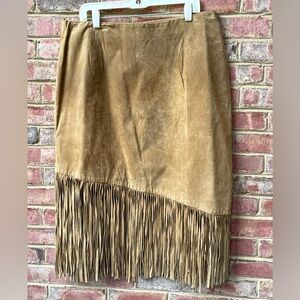 Suede Fringe Skirt by Venezia Jeans Clothing size 16